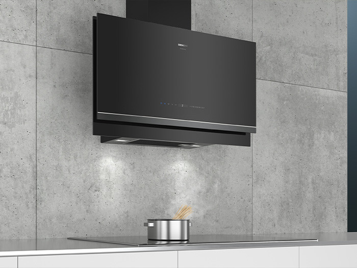 Quiet Mark Siemens LC97FVW62S iQ700 WallMounted Cooker Hood